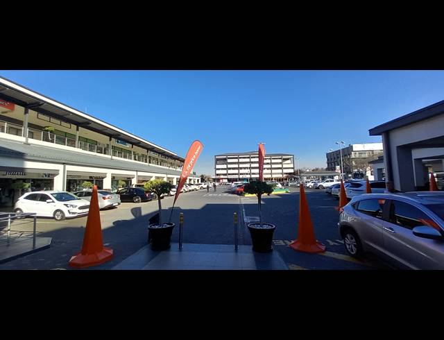 950M² OFFICE TO LET IN RIVONIA
